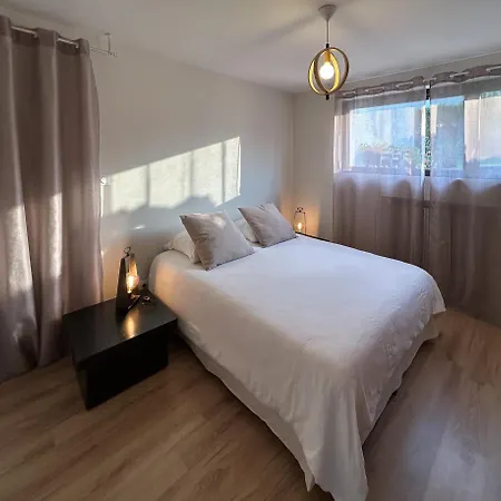 شقة Des Coteaux Sezannais *